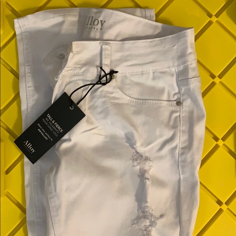 White tall jeans